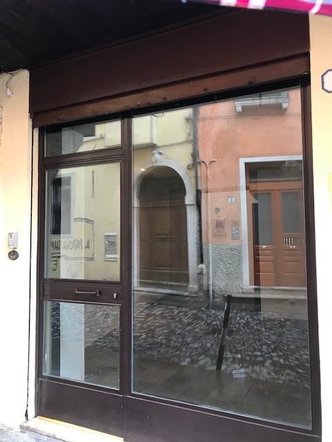 Negozio - Loc.Com. PADOVA affitto  Piazze  La Piramide Agenzia Immobiliare