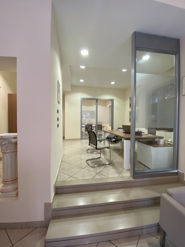 Negozio - Loc.Com. VERONA affitto  Centro Storico  Immobiliare Piasente