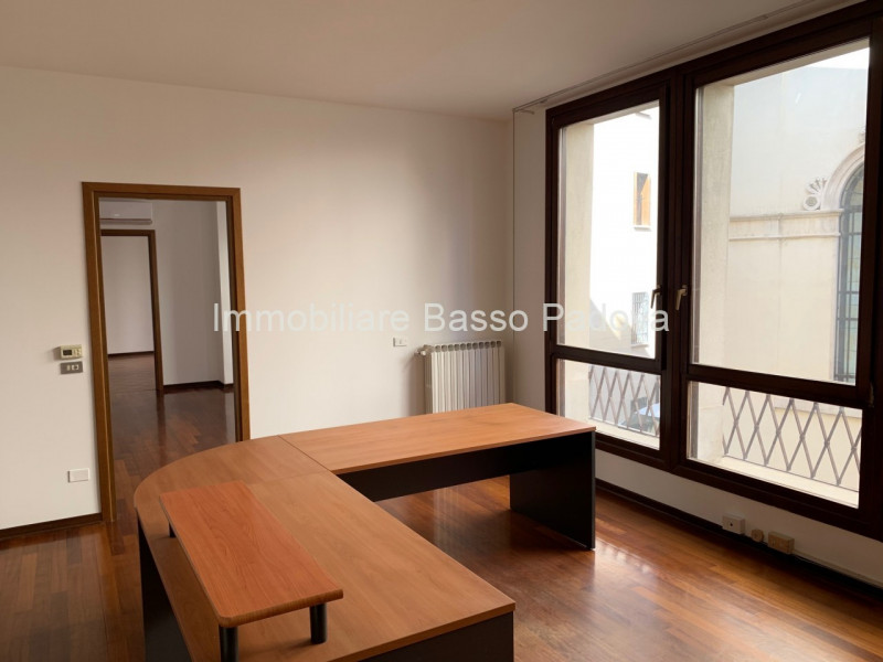  padova affitto quart: centro storico immobiliare-basso