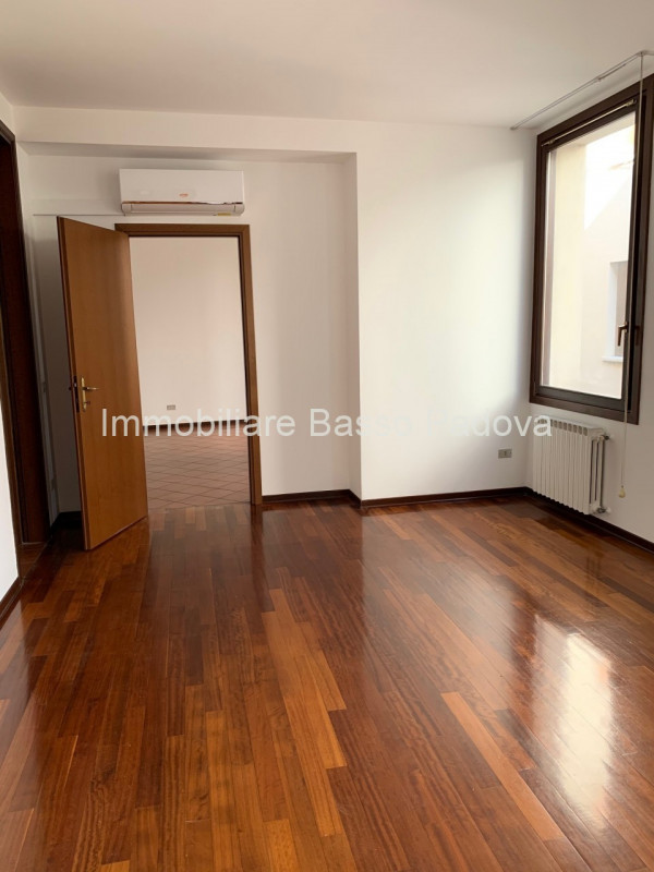 Ufficio - Loc.Com. PADOVA affitto  Centro Storico VIA SANT
