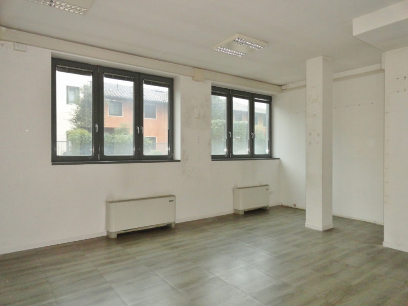 Ufficio - Loc.Com. VICENZA affitto  Borgo Casale - Stadio - Corso Padova viale trissino AGENZIA VICENZA sas di Marchetti Francesco via legione antonini