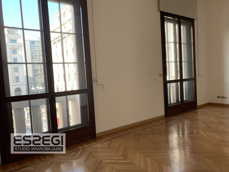 Ufficio - Loc.Com. PADOVA affitto  Centro Storico piazza insurrezione Studio Immobiliare Esse Gi