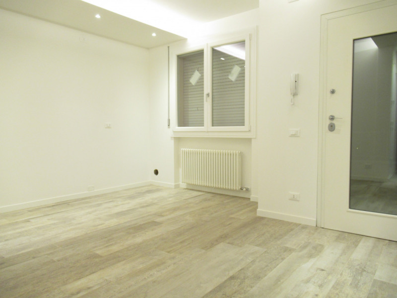 Vendita appartamento in ottime condizioni Via Salvo D'acquisto zona Istrana - Centro a Istrana (TV) 55 mq