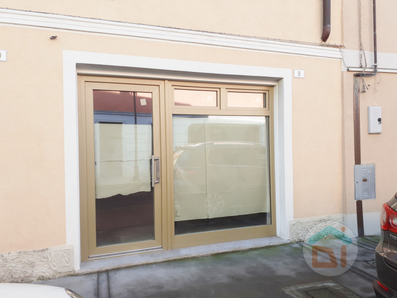 Affitto ufficio nuova costruzione Via Latina zona Romans d'Isonzo - Centro a Romans D'isonzo (GO) 38 mq