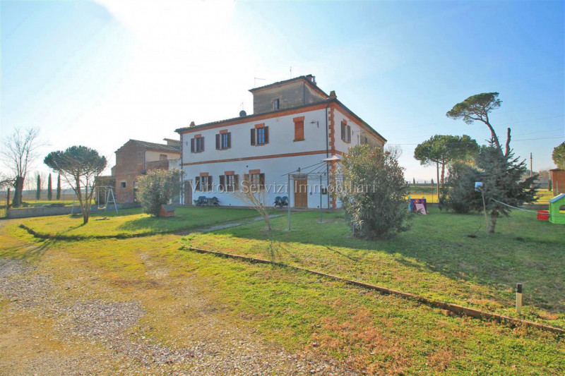 Vendita rustico / casale in ottime condizioni a Torrita Di Siena (SI) 285 mq