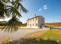 casa singola in vendita Giacciano Con Baruchella foto 001__gemini_generated_image_2n3xlr2n3xlr2n3x_wmk_0.png