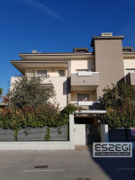 appartamento in vendita Padova foto 002__s2-ott-scaled.jpg