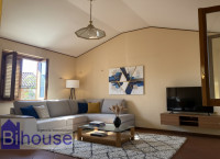 casa a schiera in vendita Valdilana foto 004__presentazione_sala_moderna_riammodernata.jpg