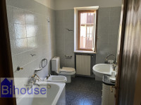 casa a schiera in vendita Valdilana foto 014__secondo-bagno-stato-attuale_wmk_0.jpg