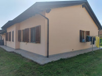 villa for sale Frassineto Po foto 003__photo-2024-09-07-15-47-00_5.jpg