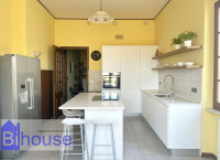 appartamento in vendita Biella foto 002__presentazione_cucina_riammodernata.jpg