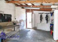 casa a schiera in vendita Castelletto Cervo foto 027__garage.jpg