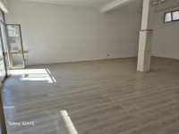laboratorio in vendita Quartu Sant'Elena foto 999__4.jpg