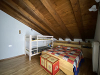 apartment for sale Pieve di Cadore foto 017__matrimoniale_letto_castello.jpg