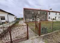 casa a schiera in vendita Rovigo foto 001__fabbricato-lato-strada.jpg