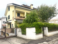 bifamiliare in vendita Selvazzano Dentro foto 000__img_7393.jpg
