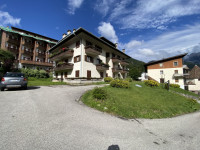 apartment for sale Auronzo di Cadore foto 016__vista_palazzina.jpg