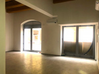 negozio in affitto Mirandola foto 003__vetrine.jpg