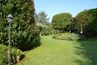 villa in vendita Rovigo foto 032__giardino1.jpg