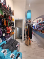 negozio in affitto Firenze foto 006__whatsapp_image_2025-10-21_at_15_20_00.jpg