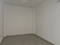 shop for rental Selargius foto 006__img_1296.jpg