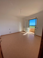 casa a schiera in vendita Satriano foto 022__whatsapp_image_2025-11-05_at_11_57_13__3.jpg