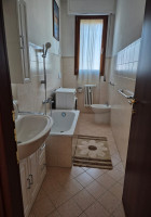 appartamento in affitto Scandicci foto 005__bagno.jpg