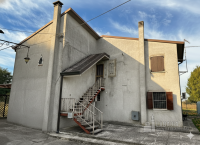 bifamiliare in vendita Canda foto 020__gemini_generated_image_oh7uy0oh7uy0oh7u__2_wmk_0.png