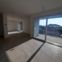 attico in vendita Padova foto 003__20250404_091427.jpg