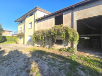 casa singola in vendita Piove di Sacco foto 003__piove_di_sacco_casa_singola_con_cortile_e_giardino_magazzino__12.jpg