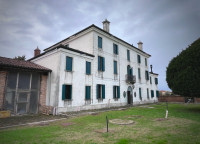 villa in vendita Canaro foto 022__faciata-retro2.jpg