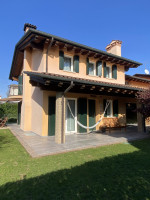 bifamiliare in vendita Rossano Veneto foto 002__02_vista__sud.jpg