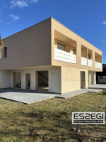 trifamiliare in vendita Selvazzano Dentro foto 006__img_1601_wmk_0.jpg