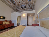 hotel - albergo in vendita Firenze foto 007__whatsapp_image_2026-02-09_at_13_56_03__1.jpg