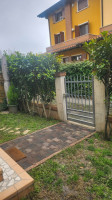 casa a schiera in vendita Selvazzano Dentro foto 023__ingresso_giardino.jpg