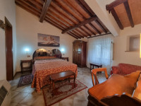 villa in vendita Firenze foto 019__whatsapp_image_2026-03-03_at_10_50_23.jpg