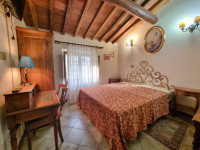 villa in vendita Firenze foto 025__whatsapp_image_2026-03-03_at_10_50_25__5.jpg